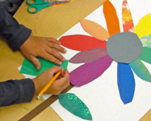 Colorwheel Flowers art lesson for kindergarteners using colored paper