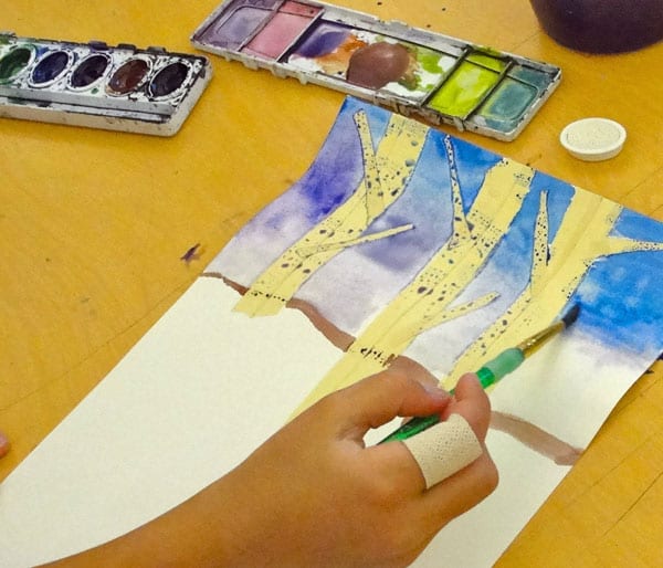 A birch tree art project for older kids that teaches multiple watercolor art technqiues. Perfect for elementary kids in fifth and sixth grade.