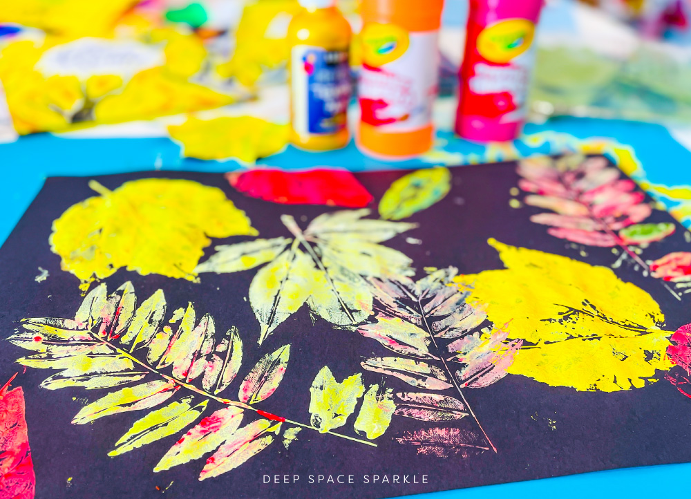 1 What to do in Your Art Room in October Textured Fall Leaves
